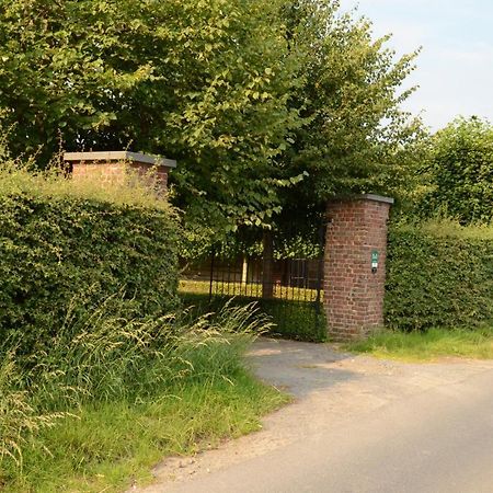 B&B De Hulst Izegem Exterior photo