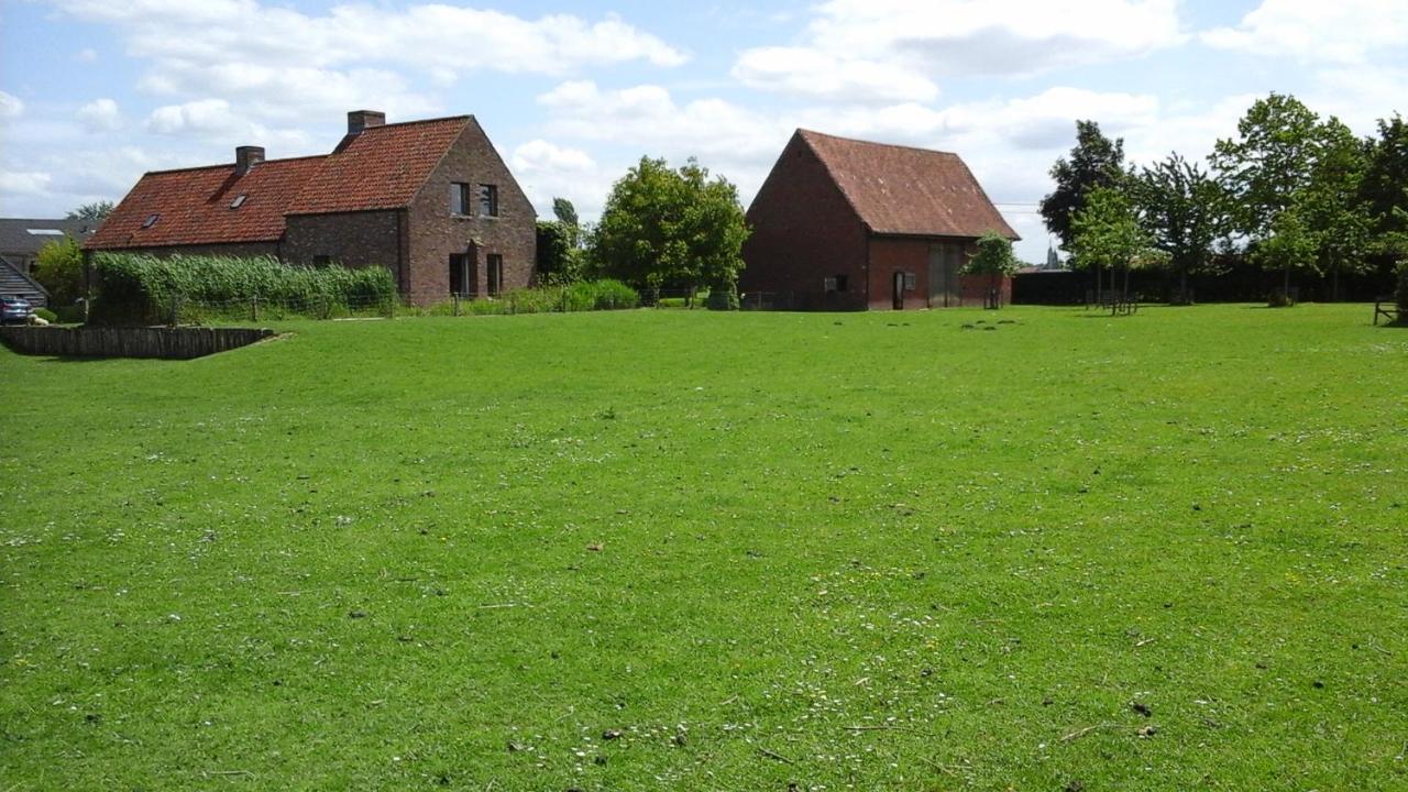 B&B De Hulst Izegem Exterior photo