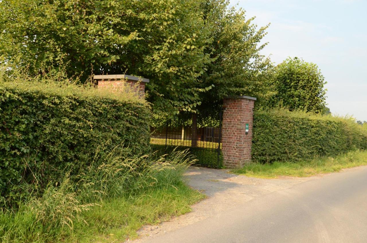 B&B De Hulst Izegem Exterior photo